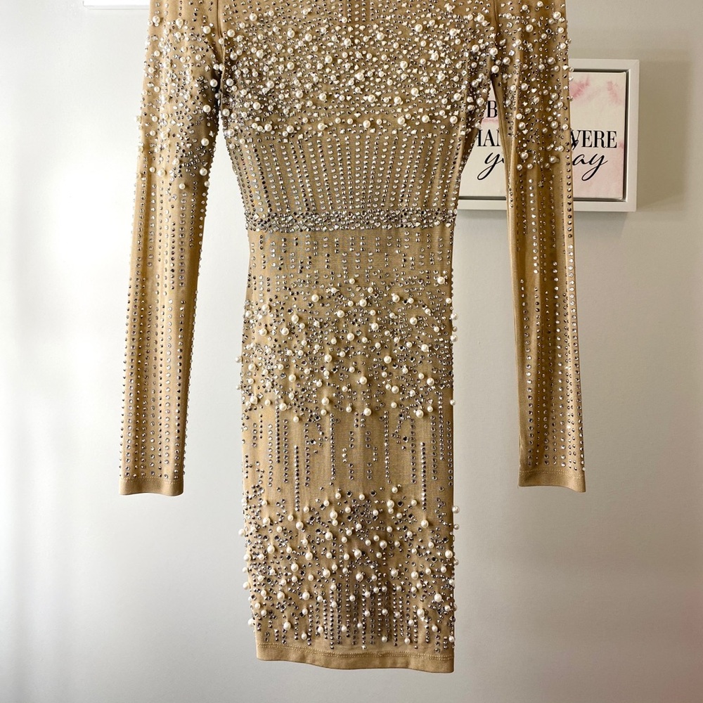 Dress - Picture 2 of 4